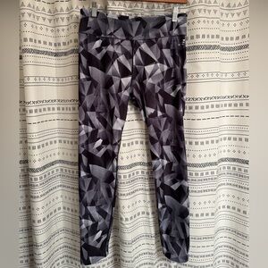 Geometric Patterned Leggings